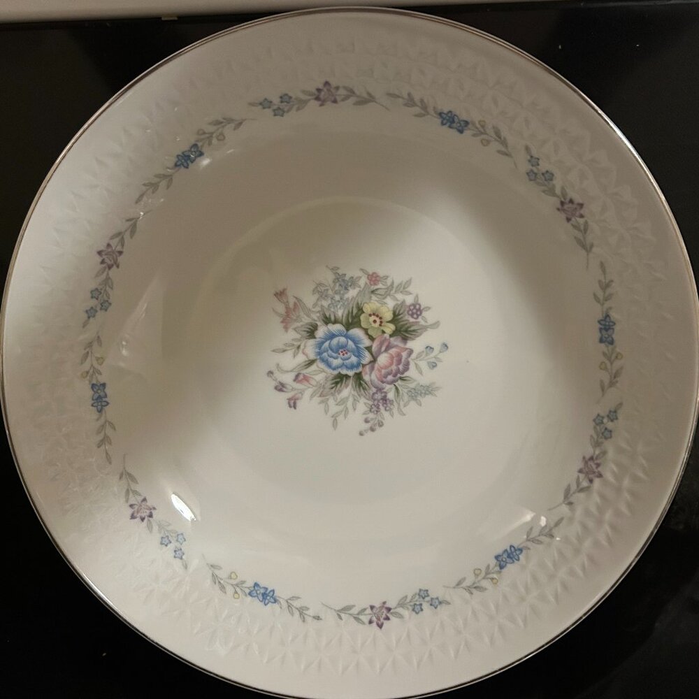 Fine China of Japan FLORAL BOUQUET Serving/Vegetable Bowl, Excellent Condition!